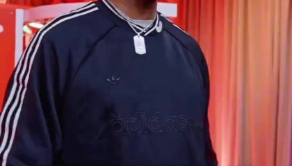 华体会官方网-麦迪玩反应力测试游戏！毕竟麦迪 这反应够灵敏！