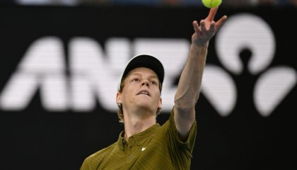 华体会hth sports-ATP最新世界排名：辛纳缩小和阿卡差距，梅德韦杰夫重返前十|阿尔卡拉斯|印第安维尔斯|迈阿密大师赛|扬尼克-辛纳|吴易昺_新浪新闻